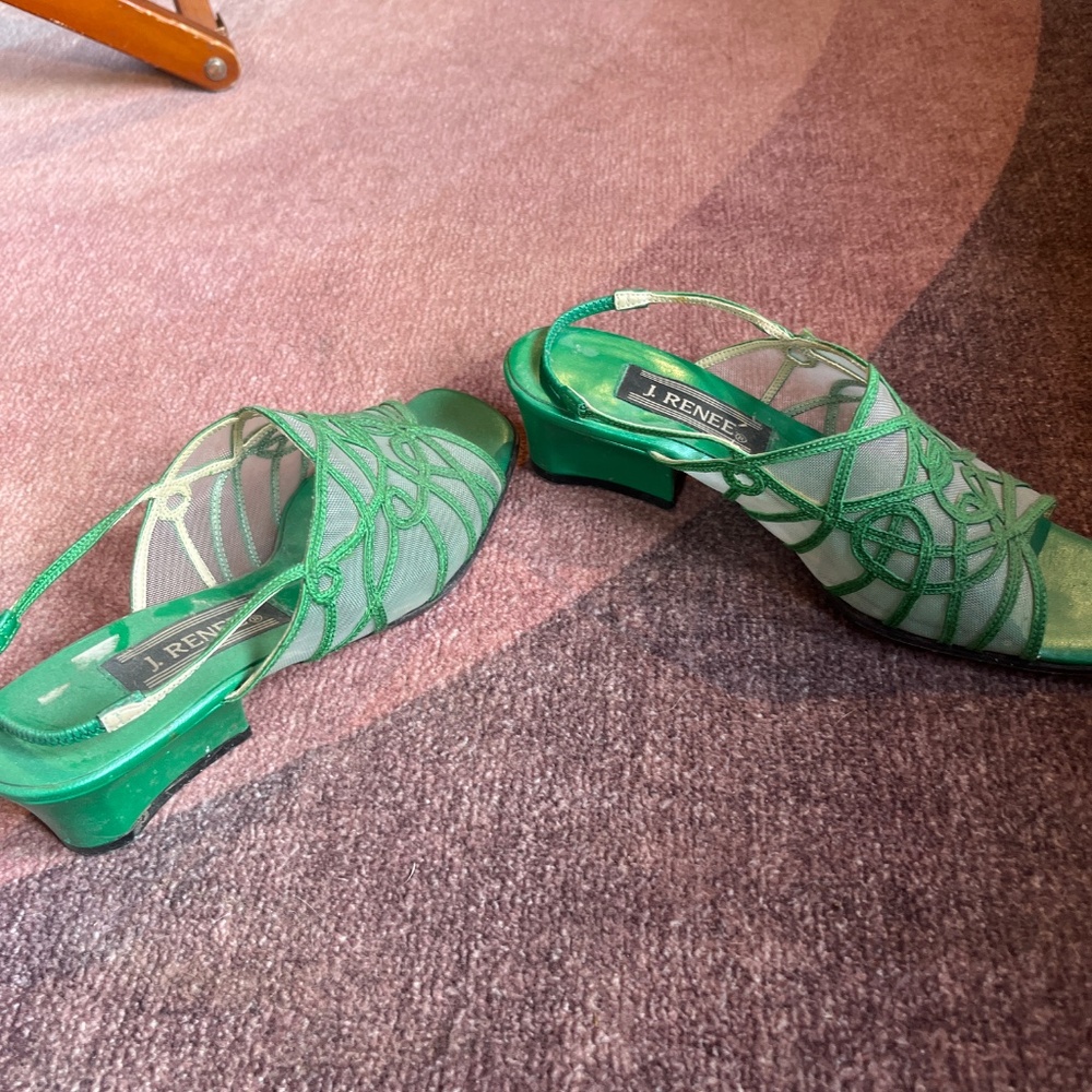 J. Renee low heels - Picture 3 of 4